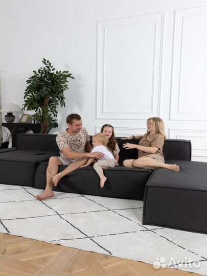 Диван прямои 4400х1700 мм