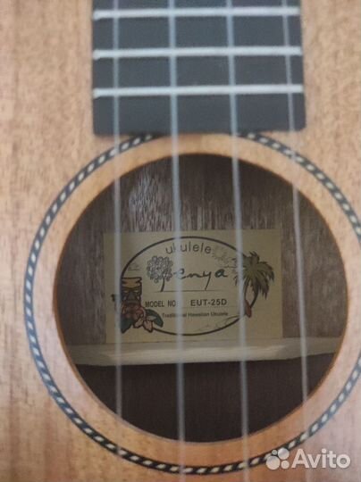 Укулеле Enya EUT-25D (Тенор) в идеальном состоянии