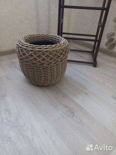 Корзина плетеная