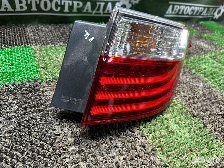 Фонарь задний правый Lexus Es 6 2012-2015