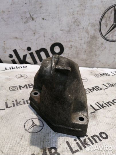 Кронштейн опора двигателя левый Mercedes Ml Gl