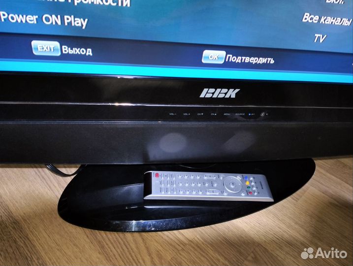 Телевизор BBK 32 дюйма