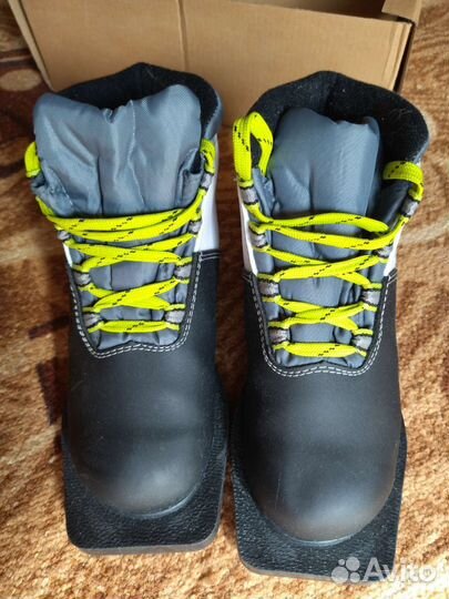 Лыжные ботинки классические Quechua classic20