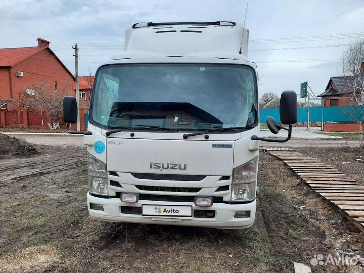 Isuzu ELF (N-series) рефрижератор, 2015