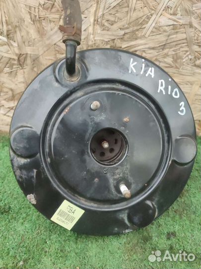 Вакуумный усилитель тормозов Kia Rio 3