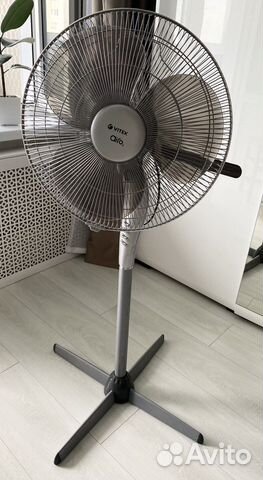 Вентилятор напольный Vitek