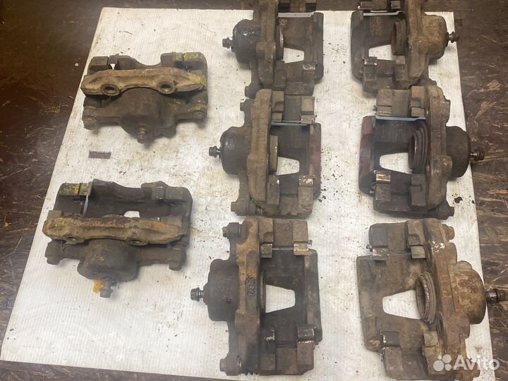 Суппорт передний Daewoo Nexia