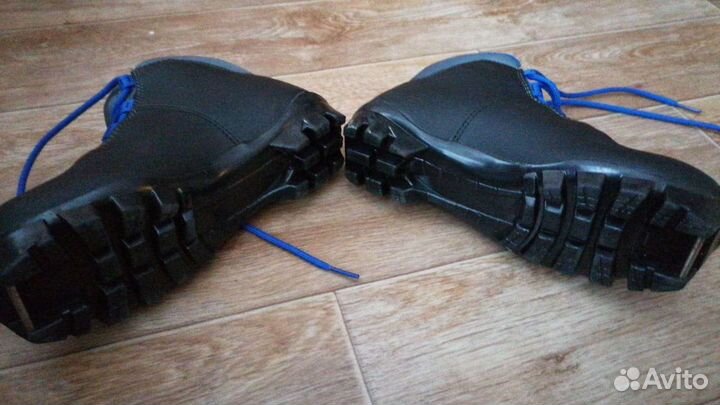 Лыжные ботинки 36 р