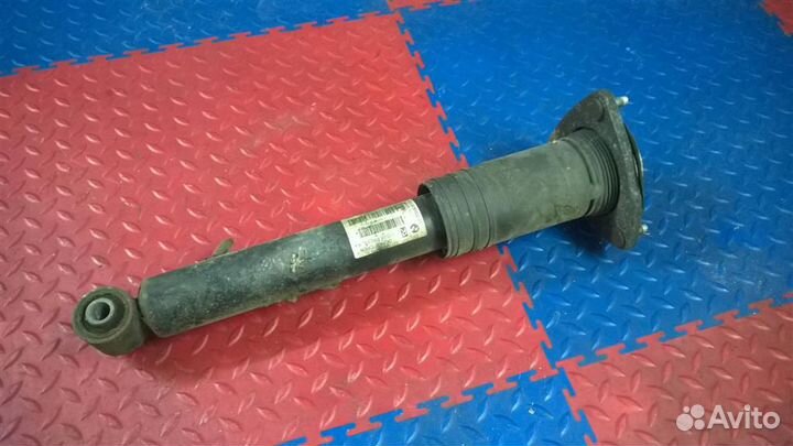 Стойка амортизационная задняя BMW X5 E70