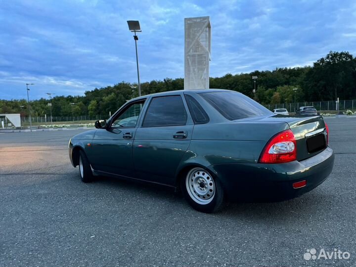 LADA Priora 1.6 МТ, 2010, 200 000 км