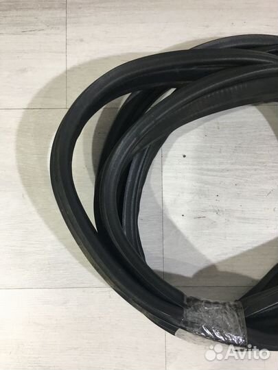 Уплотнитель багажника KIA optima 3 TF 2.4 ат седан