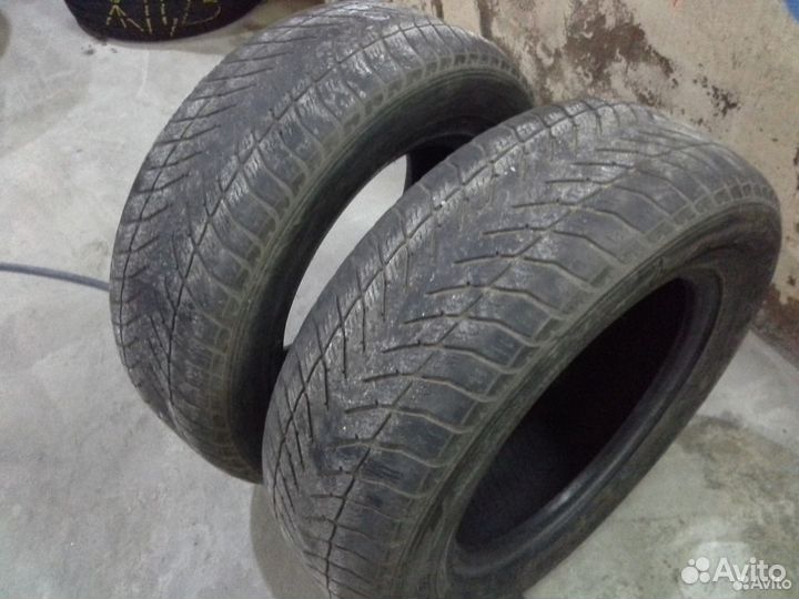 Goodyear UltraGrip 245/65 R17