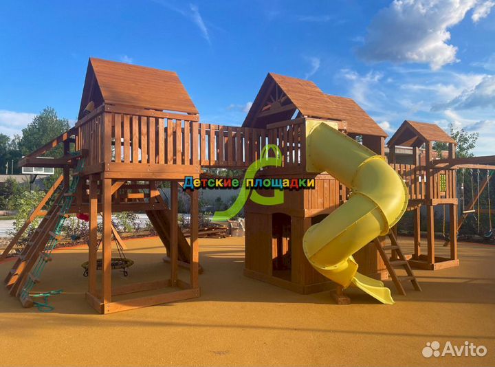 Спортивная площадка