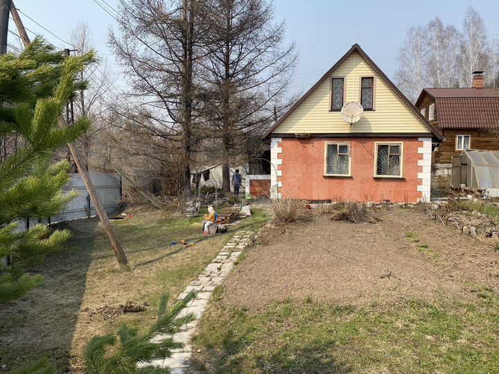 Дача 70 м² на участке 7,7 сот.