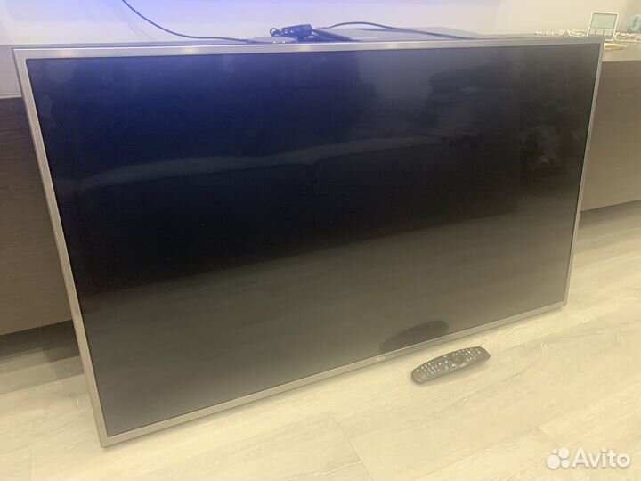 Телевизор SMART tv 49 LG