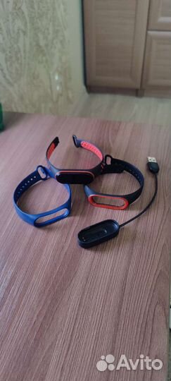 Фитнес браслет xiaomi mi band 4