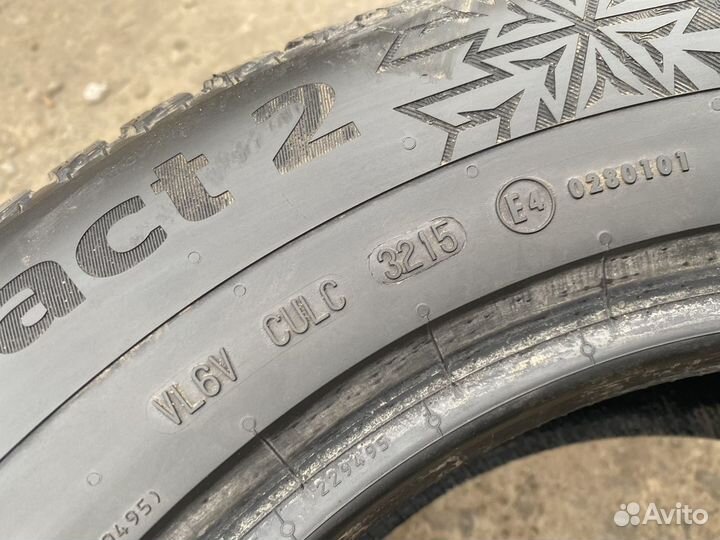 Continental IceContact 2 215/65 R16