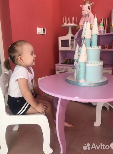 Детские кухня, столик, стульчики