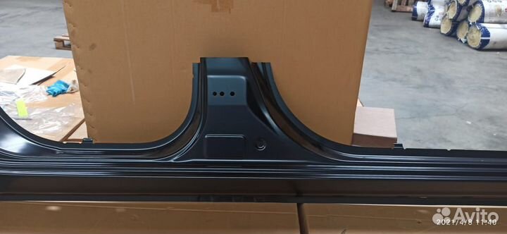 Порог боковой Mitsubishi L200 17- 5253BJ71