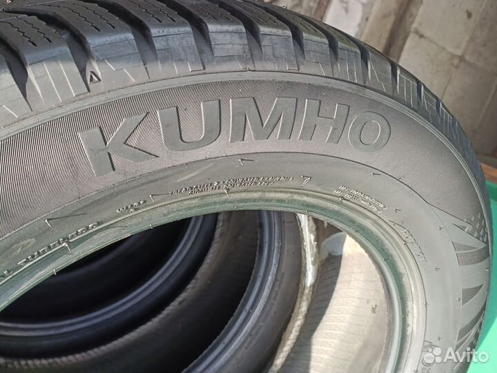 Kumho WinterCraft Ice WI31 205/60 R16 92T