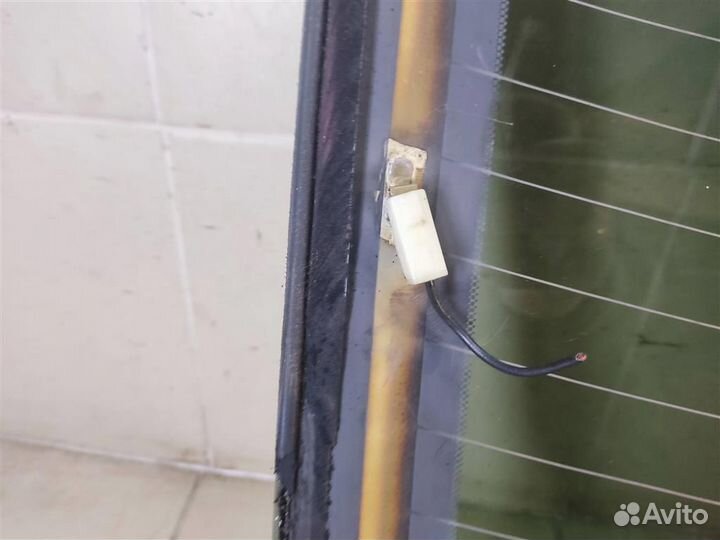 Стекло заднее Mazda 3 (BK) 2008