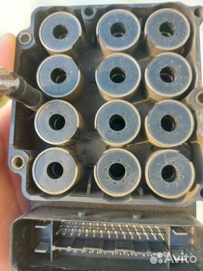 Блок abs Вольво xc90