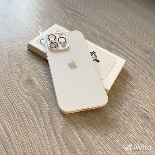 Чехлы на iPhone 15 Pro Max с MagSafe