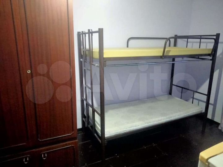 Комната 15 м² в 3-к., 1/5 эт.