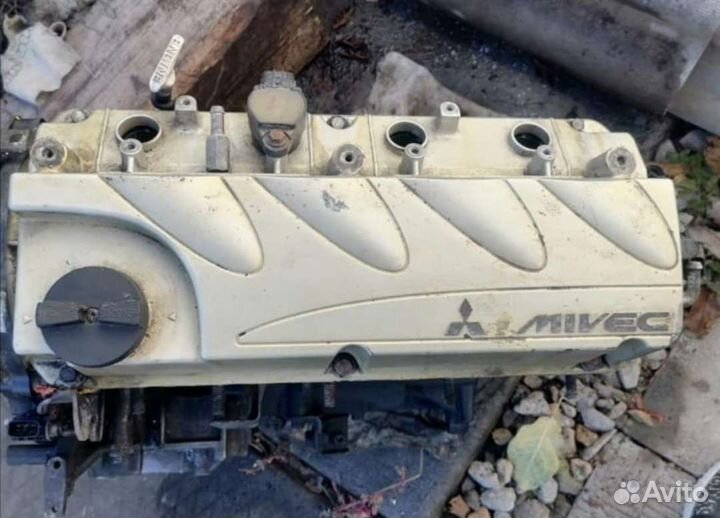 Двигатель митсубиси 2000г,1,8л