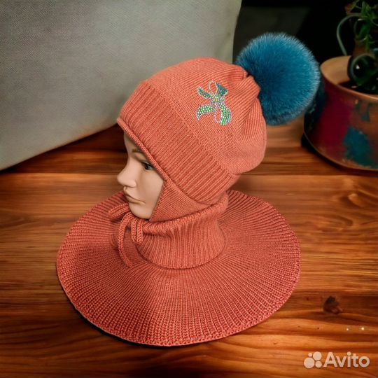 Комплект шапка и манишка