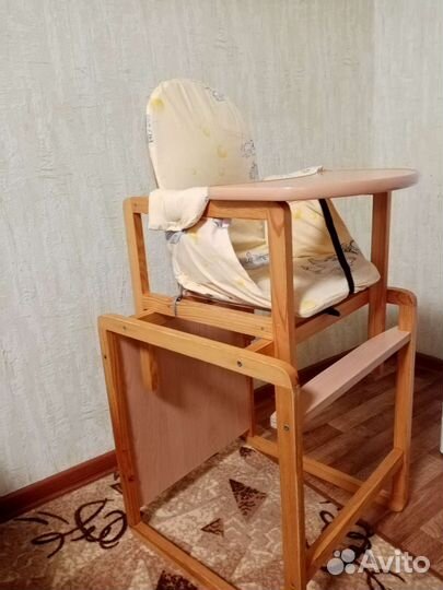 Стульчик для кормления