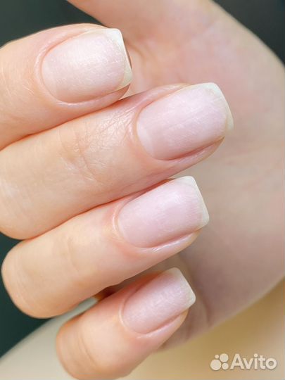 Маникюр педикюр