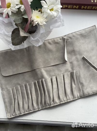 Чехол под кисти для макияжа