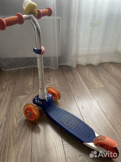 Трехколесный самокат oxelo в1