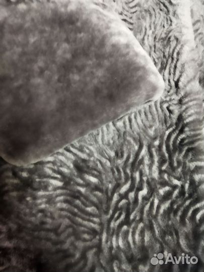 Шуба новая 48