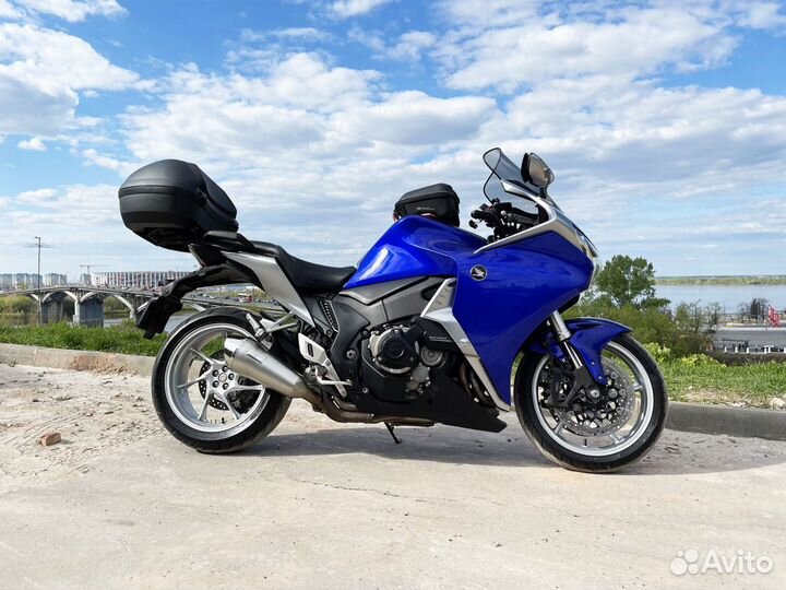 Honda VFR1200FD 2012 (полносил рестайл дилерский)