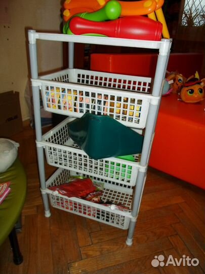 Подставка под бутыль 19л стеллажи пластик