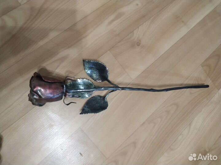 Роза из металла