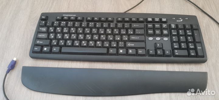 Механическая клавиатура Genius