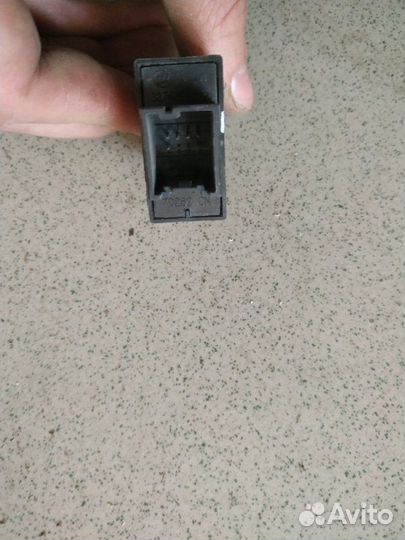 Кнопка стеклоподъемника задняя левая Lifan Solano