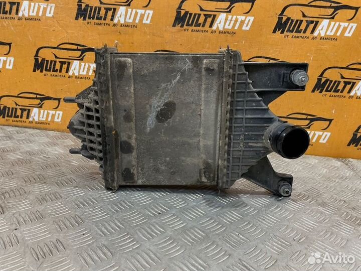 Интеркулер Land Rover Discovery 5 3.0L 24V V6