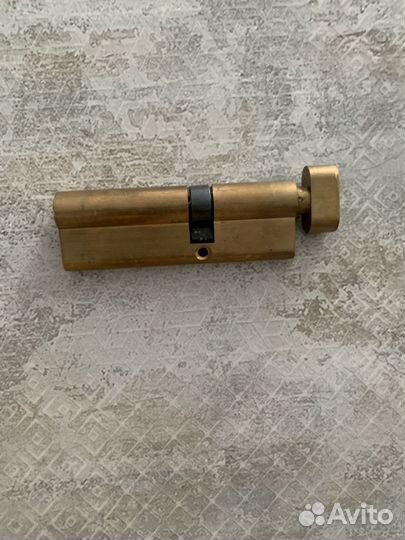 Цилиндр замка с вертушкой 30+50