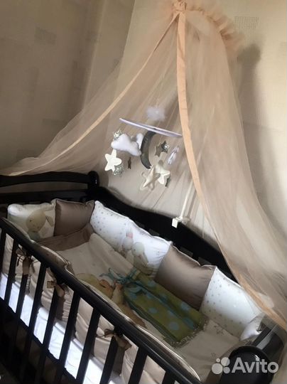 Бортики, балдахин в детскую кроватку