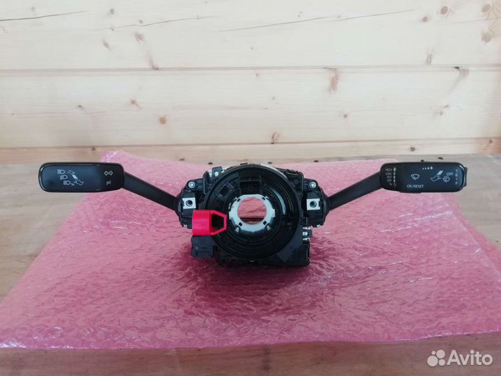 Подрулевой переключатель skoda