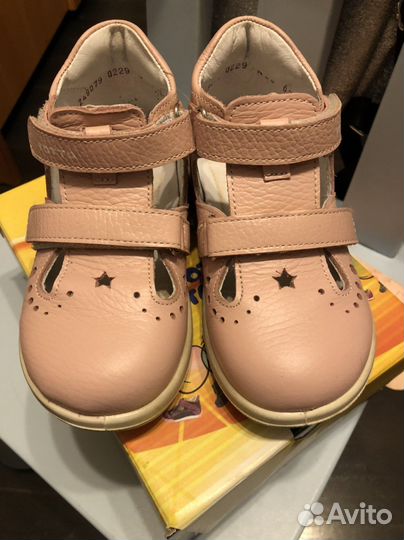 Сандали тотта