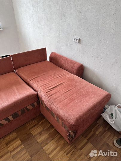 Диван на дачу, в гараж
