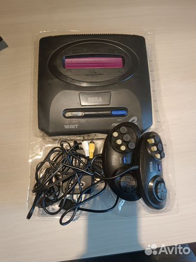 Игровая приставка sega