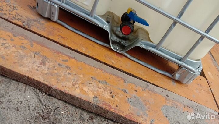 Еврокубы 1000л