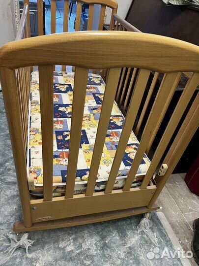 Кроватка детская