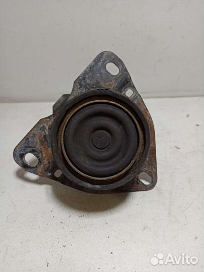 Опора двигателя правая Renault Laguna 1 2.0 МКПП